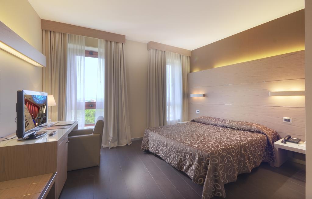 Hotel Federico II Ези Экстерьер фото